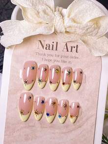 10 pièces d'ongles à presser faits main en forme d'amande, avec des pointes françaises bleues et jaunes ornées de motifs à pois et sculptés. Présentant des pointes françaises peintes à la main en bleu et jaune avec des pois blancs, et des motifs sculptés en 3D dégradés bleus soigneusement conçus. Autocollants d'art pour les ongles élégants, romantiques et minimalistes avec un attrait de luxe haut de gamme. Parfait pour le port quotidien, les sorties, les concerts et les occasions professionnelles décontractées, un cadeau idéal pour les femmes et les filles. - Multicolore - Voir 1
