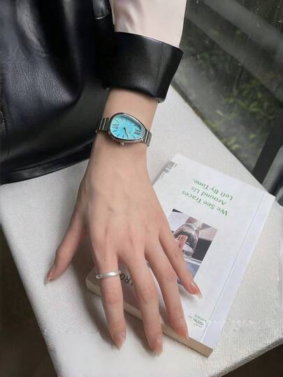 1Pc Simple Light Luxury Snake Spring Ladies Watch Classic Retro Design Comfortable Wear Casual Outing Formal Occasion Daily Match Cost-Effective Fashion Wristwatch