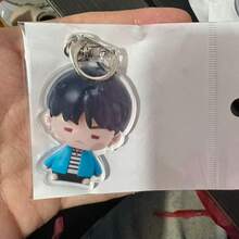 新款娃娃人偶亚克力钥匙扣包挂件，JK V 周边商品 - 彩色 - 查看 16