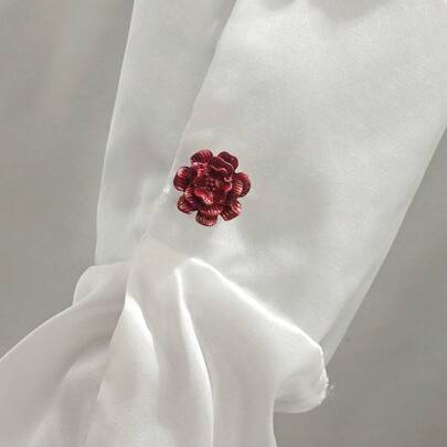 1 chiếc, hàng mới về năm 2026, kiểu dáng thanh lịch, chất lượng Châu Âu và Mỹ, hình mặt trời, hình hoa, thiết kế khảm vỏ sò trắng, hình tròn vàng, thiết kế ngọc trai nhựa hình nhụy hoa, hình chân dung tròn, hình bọ cạp, hình đầu sư tử, mẫu mới thêm hình mặt trời cười méo, hình mặt trời, hình đồng xu cổ, hình chân dung trừu tượng, hình sao và trăng, hình cua, hình Medusa bạc cổ, hình người ngoài hành tinh, hình xoắn ốc, hình vỏ sò, hình dấu phẩy, hình hoa sen, mắt đá quý đen tròn và nhiều thiết kế khác.