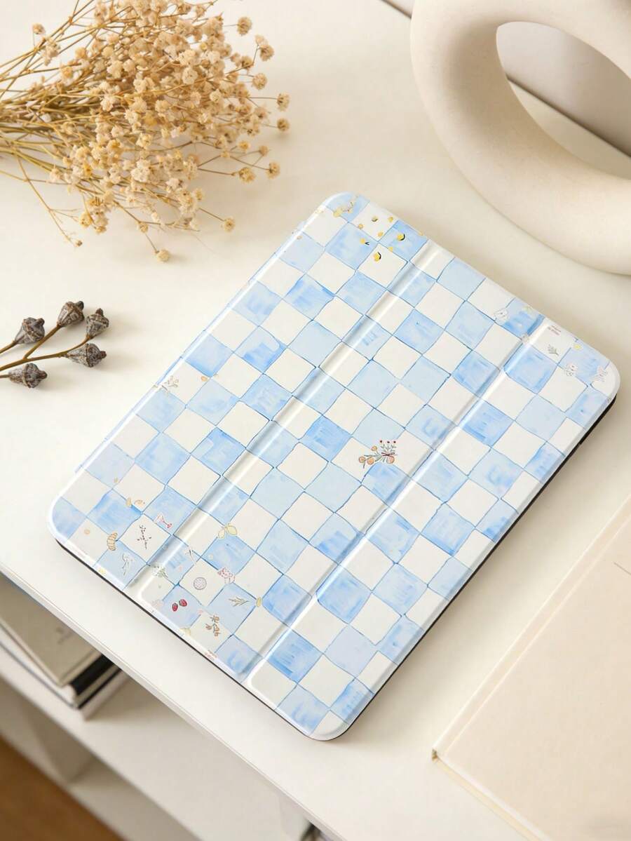 1 件装蓝白格子花卉图案平板电脑保护套，兼容 iPad Mini 4/Mini 5/Mini 6/Mini 7/Air/Air 2/9.7/10.2/10.5/Air 4/Air 5/10.9/Pro 11 英寸/第十代/Air 11 英寸 (M2)-2024/Pro 11 英寸 (M4)-2024/Air 11 英寸 (M3) 2025/(A16) 11 英寸第十一代 2025/Air 8 (M4)2026 (11 英寸) 型号，以及 Galaxy Tab A8 10.5 英寸 2022 型号。包含笔槽、三折支架、TPU 软边保护、磁吸式睡眠/唤醒功能，简约/创意/趣味/个性化设计。 - 彩色 - 查看 1