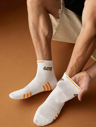 1 Pair Men's Long Socks/Men's Over The Calf Socks Lightweight For Spring & Summer,Street Fashion Style/ Street Look/Hip Hop Style,Soft And Breathable,Lightweight And Skin-Friendly,Moisture Wicking, High Elasticity, Durable And Comfortable Without Tightness,Suitable For Daily Street Wear, Street Snap, Outdoor Street Activities