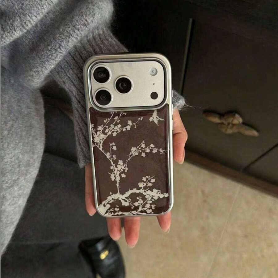 电镀银边棕色蜡梅色手机壳，兼容 17 Pro Max、16 Pro，小众少女简约清新风格保护壳，也适用于 15、14、13 - 棕色 - 查看 1