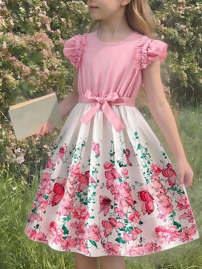 Vestido con estampado digital de mariposa, volantes en el bajo y cintura ceñida para niñas preadolescentes