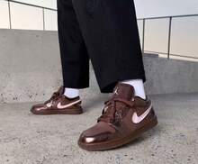 Nike 女款 Air Jordan 1 Low 休闲篮球鞋 - 咖啡棕色/粉紅色 - 查看 6