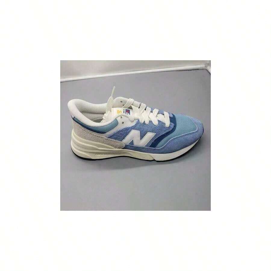 New Balance Unisex 997R Sneaker - Light Blue - 查看 1