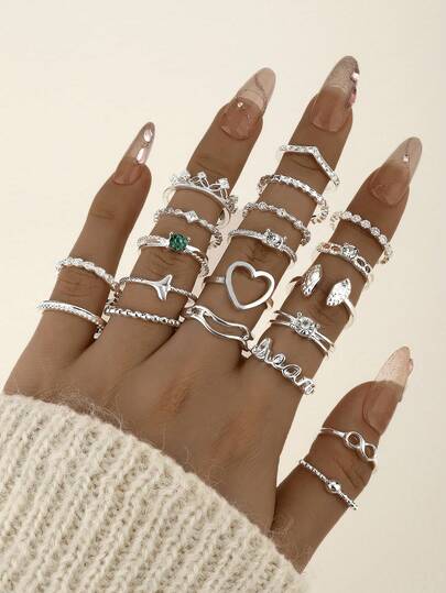 20 件/套简约波西米亚风多元素亮银戒指套装，包含心形、字母、翅膀、皇冠、水钻等元素，适合日常、季节性、度假、海滩、节日礼物。