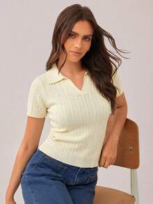 Blusa Polo de punto para mujer, tejido trenzado, manga corta, cuello camisero polo media aletilla, corte ajustado, diseño moderno y casual, prenda ligera ideal para primavera y verano, ideal para outfits urbanos y modernos para el colegio o la oficina versátil cómodo estilo old money - Amarillo pastel - Ver 5