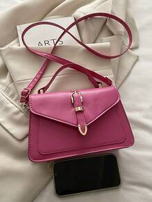 Một chiếc túi xách tối giản, tinh tế và cao cấp dành cho việc đi lại hàng ngày vào năm 2026. Đây là một chiếc túi đeo chéo chuyên dụng được thiết kế dành cho phụ nữ. - Màu Hồng Tươi - Xem 10