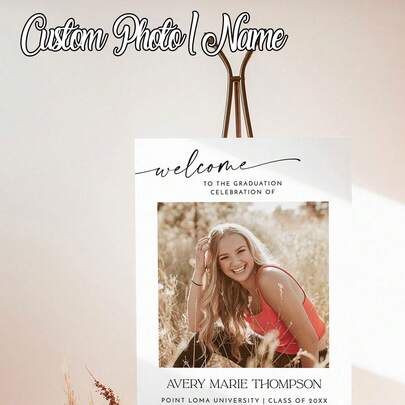 1 cái - Áp phích ảnh tốt nghiệp cá nhân hóa, bảng hiệu tiệc tốt nghiệp: Chúc mừng Lớp tốt nghiệp năm 2026, áp phích chào mừng, bảng nhận diện lối vào tiệc tốt nghiệp năm 2026, trang trí tốt nghiệp bằng hoa, bảng chào mừng lễ tốt nghiệp có ảnh, bảng chào mừng tiệc tốt nghiệp, áp phích tốt nghiệp có ảnh