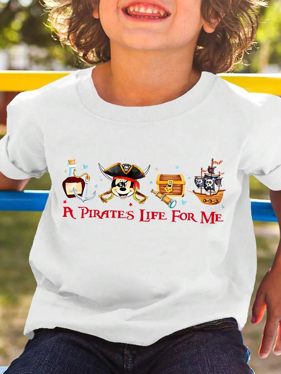Disney Mickey Mouse Pirate Theme - A PIRATE'S LIFE FOR ME Print Pattern Summer Tops,Short-Sleeved Casual And Cute Style Children's Clothing Design, Boy Clothes For Kids ,Ropa Para Niños,Boy Clothes For Kids,Graphic Tee, Summer Clothes,Perfect For Cool Boy. Comfortable And Breathable Children's Short-Sleeved T-Shirt. Comfortable And Casual Wear All Year Round 180g Pure Cotton Children's Clothes,Comfortable & Lightweight, Iconic Print For Mix-And-Match Outfits,Suitable For Both Boys And Girls. - 白色 - 查看 1