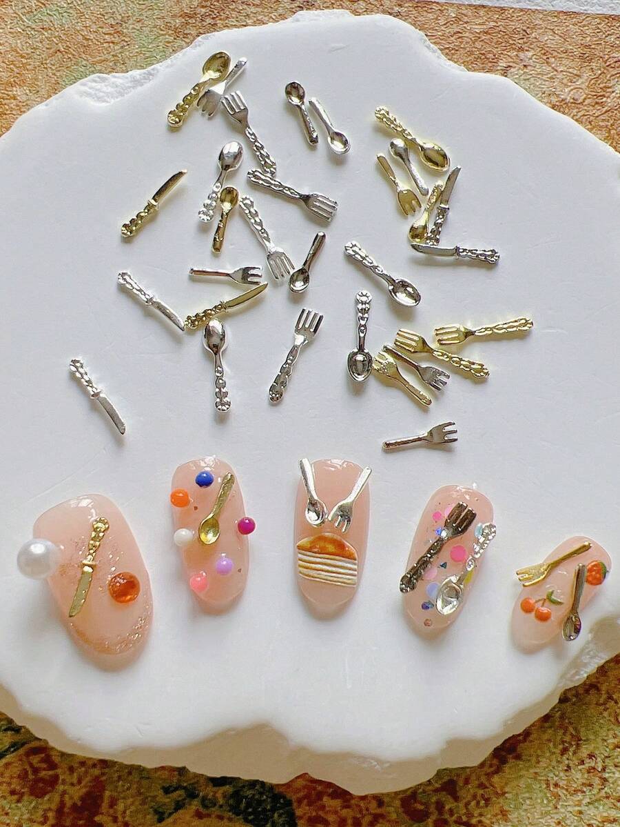 Decoración de cubertería de aleación en miniatura, accesorios metálicos vintage lindos y dulces, decoración de casa en miniatura - Multicolor - Ver 1