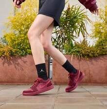 Nike AIR JORDAN 1運動休閒訓練緩衝女子籃球鞋 - 酒紅色 - 查看 7