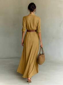 纯色优雅腰部褶裥前开襟纽扣女士黄色长连衣裙，V领长衬衫裙，无弹力面料，A字裙摆（不含腰带） - 鵝黃色 - 查看 2