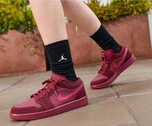 Nike AIR JORDAN 1運動休閒訓練緩衝女子籃球鞋 - 酒紅色 - 查看 5