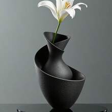1Pc Simple And Luxurious Decorative Vase, Featuring A Unique, Twisted Flower Holder Design. Matte Finish Decorative Vase, Suitable For Use In Homes, Living Rooms, Offices, And As Desktop Decorations. Perfect For Home Decor Enthusiasts, Flower Lovers, And Interior Designers. - A - View 7