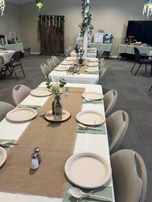 50个一次性纸盘套装，7英寸和9英寸甘蔗纤维材质，加厚设计，适用于派对、烧烤、野餐、露营和家庭使用。 - 查看 9