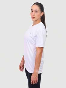 Kit Of 2 Women's Dry Short Sleeve T-Shirts For Basic Gym Workout - White/Red - View 4