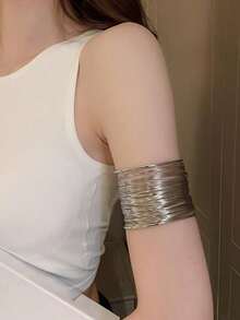 1 chiếc vòng tay kim loại rỗng hình chữ C thời trang, có thể điều chỉnh kích thước, thích hợp để đeo hàng ngày và trong các dịp lễ hội, mùa hè, làm trang sức. - Nhiều màu - Xem 5