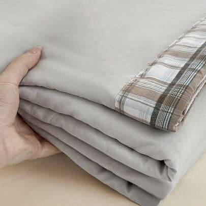 1件轻薄亲肤柔软舒适的夏季被子/毯子，适合卧室使用，可机洗，四季皆宜。