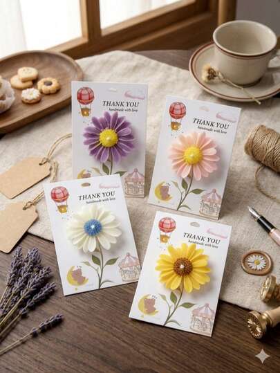 可爱雏菊卡片，无烟香氛蜡烛，持久留香，卧室香氛，家居装饰，女士生日礼物，DIY手工香氛蜡烛，适合家居卧室装饰，手工礼品，家居装饰香氛蜡烛，壁炉，客厅，中央装饰，办公室，情人节礼物，蜡烛套装，香氛蜡烛，朋友礼物，女士礼物，婚礼，母亲节及其他场合