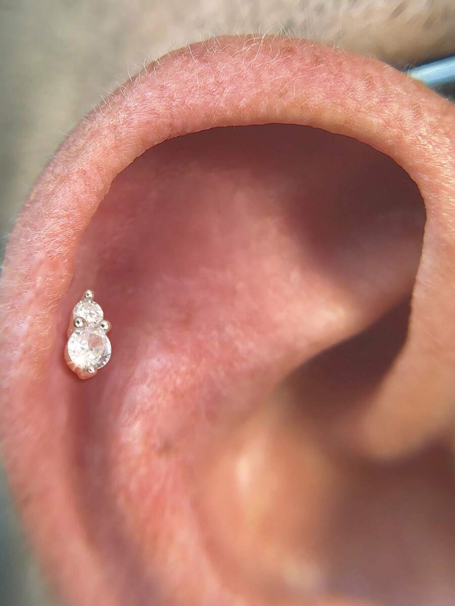 1件精美时尚925纯银镀18K金双石CZ平底耳钉，金/银双色，低过敏性，女士日常佩戴，母亲节、婚礼季、派对礼物 - 銀色 - 查看 1