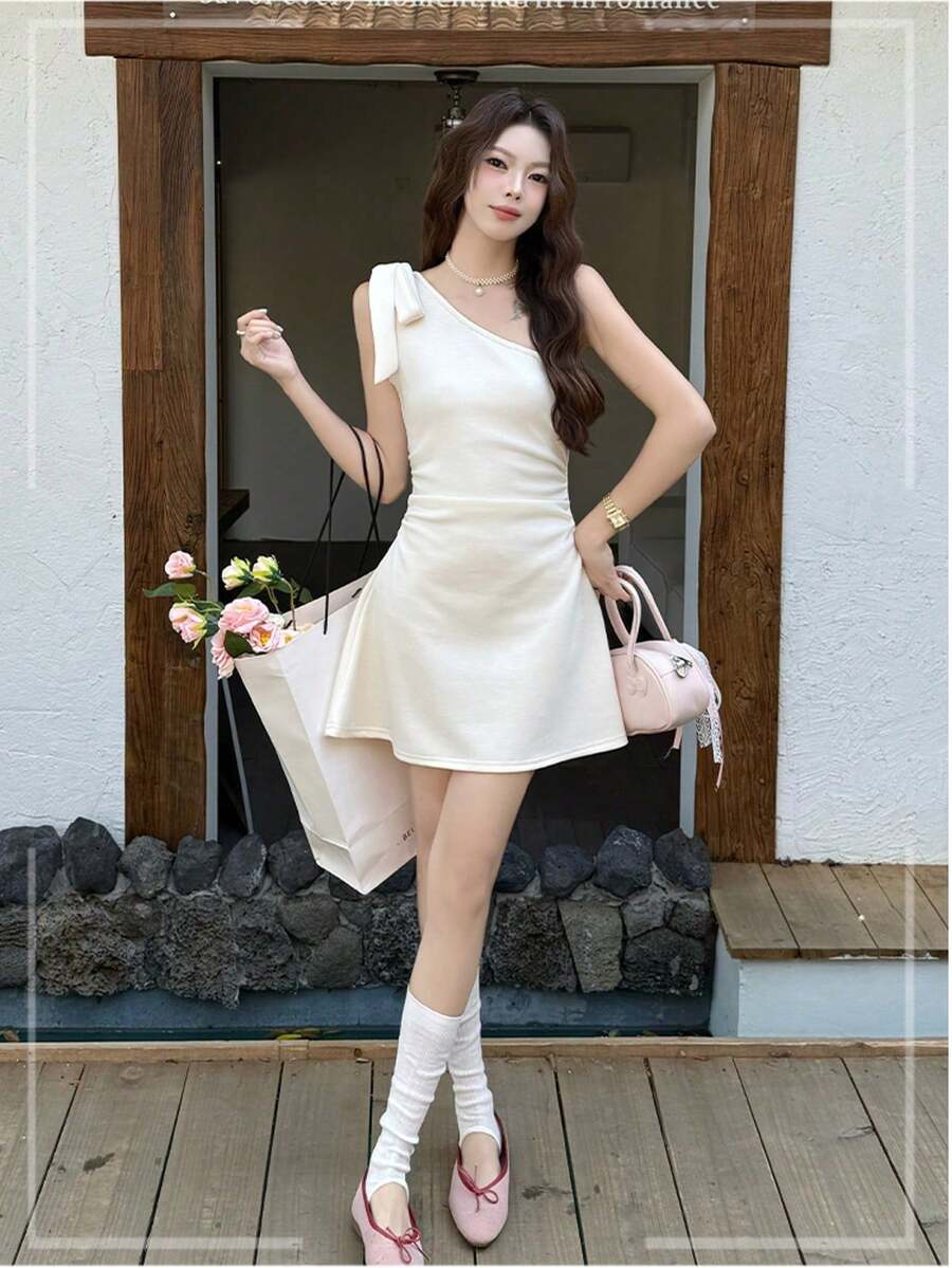 新款春夏女士性感不对称系带修身连衣裙 - 杏色 - 查看 1
