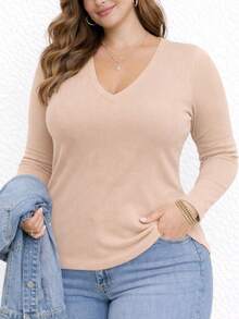 Women's Plus Size Long-Sleeved Blouse With A V-Neck And Regular Fit, Made From Soft, Highly Stretchy Fabric, With A Comfortable Regular Hem. - 裸體 - 查看 5