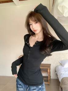 Kaos Dalaman Lengan Panjang Bergaris Baru untuk Wanita, Atasan Desain Pas Badan, Warna Hitam, Cocok untuk Musim Semi - Hitam - View 3