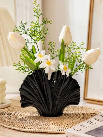 1个银杏叶形黑色装饰花瓶，桌面家居装饰品，适用于客厅书架展示