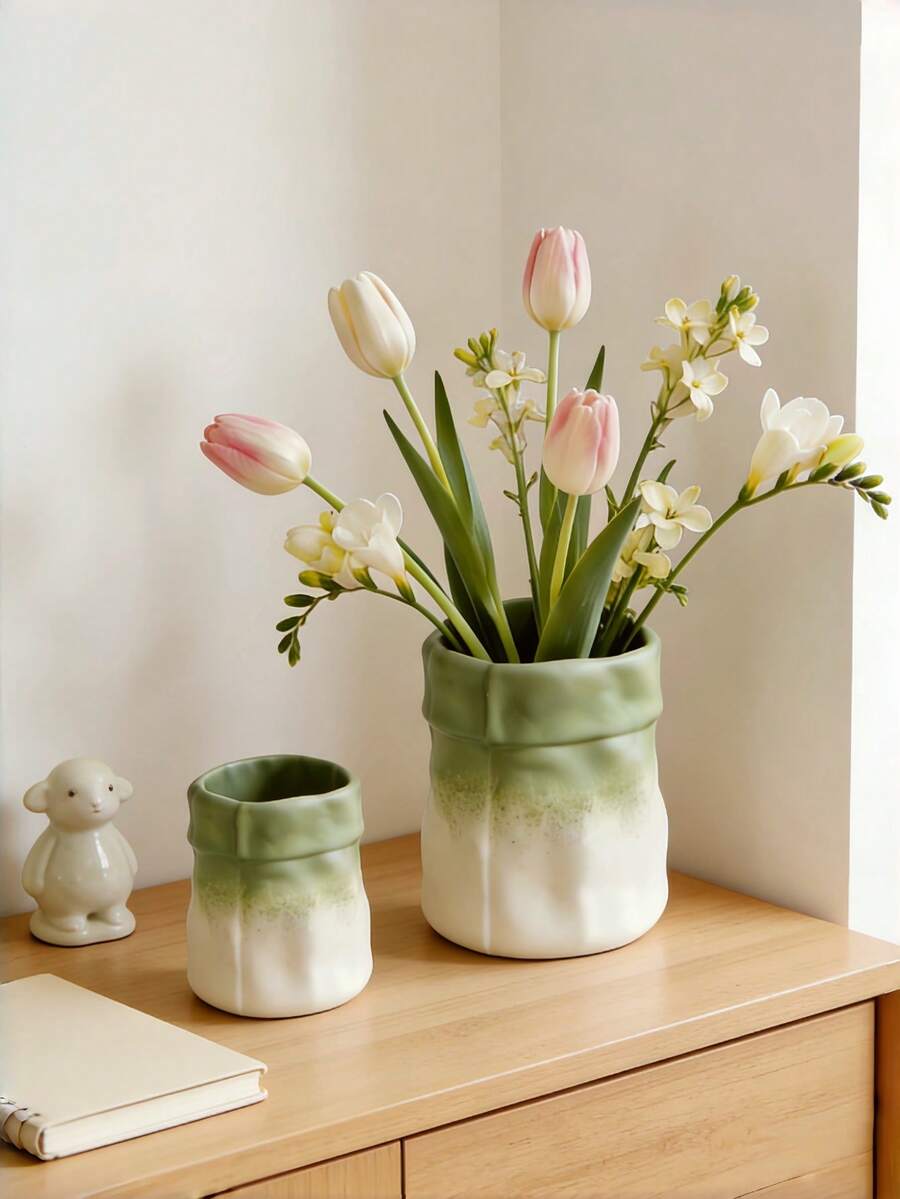 1 pieza Jarrón degradado verde, pieza decorativa exquisita con estilo de madera color crema, adecuado para arreglos florales en la sala de estar, el alféizar de la ventana y la mesa del hogar. Disponible en tamaños grande y pequeño. - La bolsa de papel se vuelve verde gradualmente - Ver 1