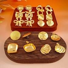Bông tai hình bướm vàng dành cho nữ, trang sức thời trang cổ điển, phù hợp với áo khoác, váy, áo sơ mi, vest, chất liệu thép không gỉ, thích hợp cho kỳ nghỉ, đi làm, hẹn hò, làm quà tặng, tươi trẻ, năng động, dịu dàng, thanh lịch. - Nhiều kiểu dáng - Xem 10