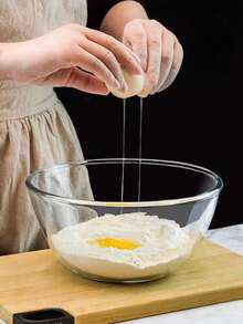 1 chiếc bát thủy tinh trong suốt chịu nhiệt, dày dặn, làm bằng thủy tinh borosilicate cao cấp, dùng được trong lò vi sóng, thích hợp đựng salad/trộn/trái cây/mì, hình tròn, dung tích lớn và vừa. - Trong sáng - Xem 10