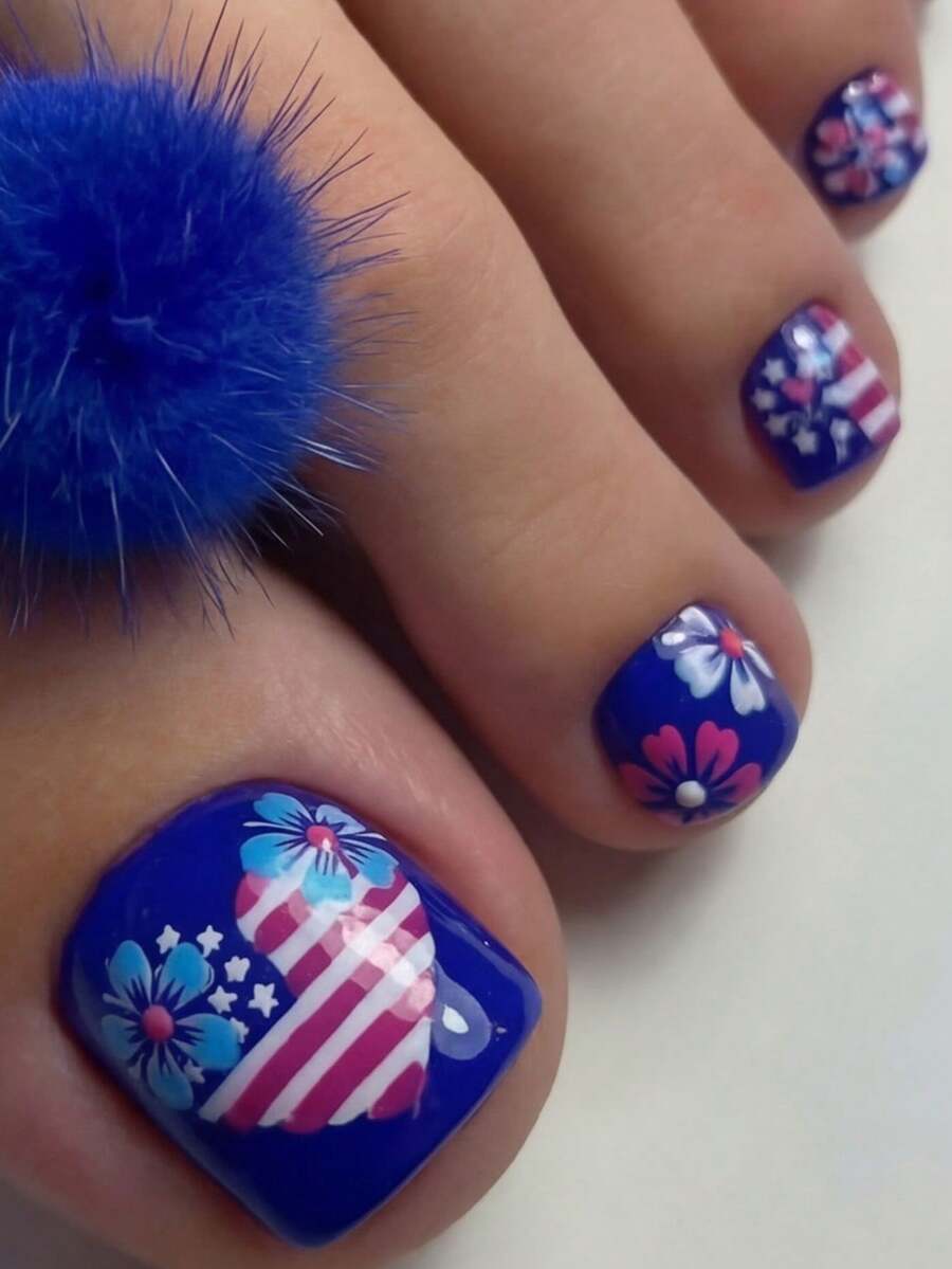 24 de autocolante pentru unghii de la picioare cu tematică de Ziua Independenței. Drapel patriotic, imprimeu floral. Folii pentru unghii de la picioare cu design de stea cu dungi roșii, albe și albastre. Autocolante adezive de unică folosință pentru unghii de la picioare. Autocolante pentru unghii scurte false. - Multicolor - Vizualizare 1