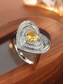 Micro-Inlaid Zirconia Heart-Shaped Ring, Vintage Retro Full Diamond Design - White and Yellow - View 7