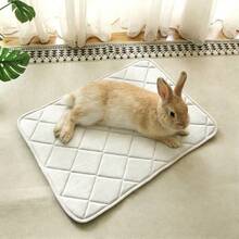 1pc Summer Icy Silk Pet Cooling Mat, Quilted Rest Mat And Sleeping Bed Suitable For Rabbits, Breathable Cool Nest Accessory For Small Pets - View 6