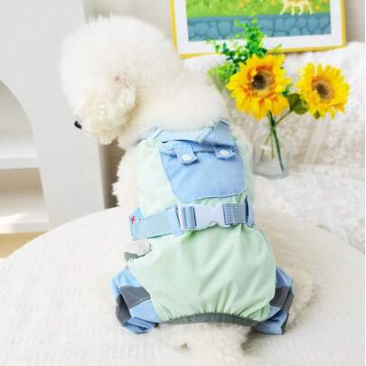 一件装户外狗狗连体衣，带可调节背带，适合贵宾犬、比熊犬等宠物，春夏款