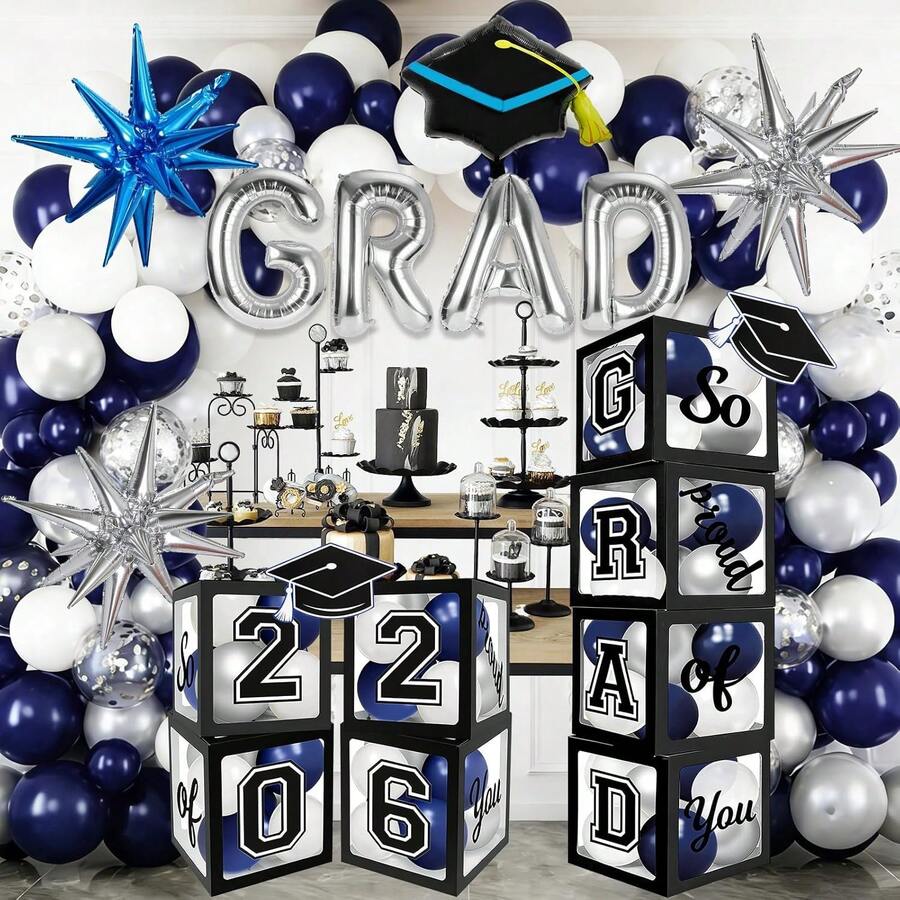 raciones de graduación Clase de 2026, globos azules y negros con remolino colgante, bandera de We are So Proud of You, suministros para fiesta - Azul y Plateado - Ver 1