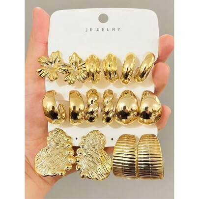 Bộ 4/6/16 khuyên tai dạng vòng và đinh tán bất đối xứng, kiểu dáng phóng đại, thích hợp đeo hàng ngày và trong các dịp lễ, chất liệu nhựa ABS mạ UV, bộ khuyên tai ít gây dị ứng.