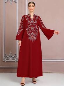 Bata árabe elegante con bordado 3D de patrón de cuerda oversize en rojo - Burdeos - Ver 3