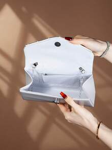 REMANLAND 奢华PU纯色新款女士手拿包，闪亮水钻翻盖设计，配有隐藏式卡槽和隔层，可拆卸金属链条肩带/斜挎带，适合派对、宴会、聚会、婚礼等各种场合，是馈赠佳品。 - 白色 - 查看 6