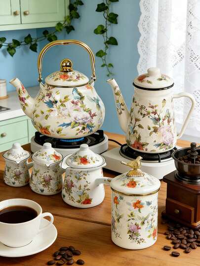 1 Set Vintage Floral Enamel Coffee Pot - Multifunctional Pot/Teapot/Milk Pot/Fruit Tea Pot/Coffee Maker, Suitable For Direct Heating On Stove. Multipurpose Small Canister Suitable For Storing Coffee Beans, Tea Leaves And Candies, Can Also Be Directly Heated On Stove. An Ideal Gift For Friends And Family.