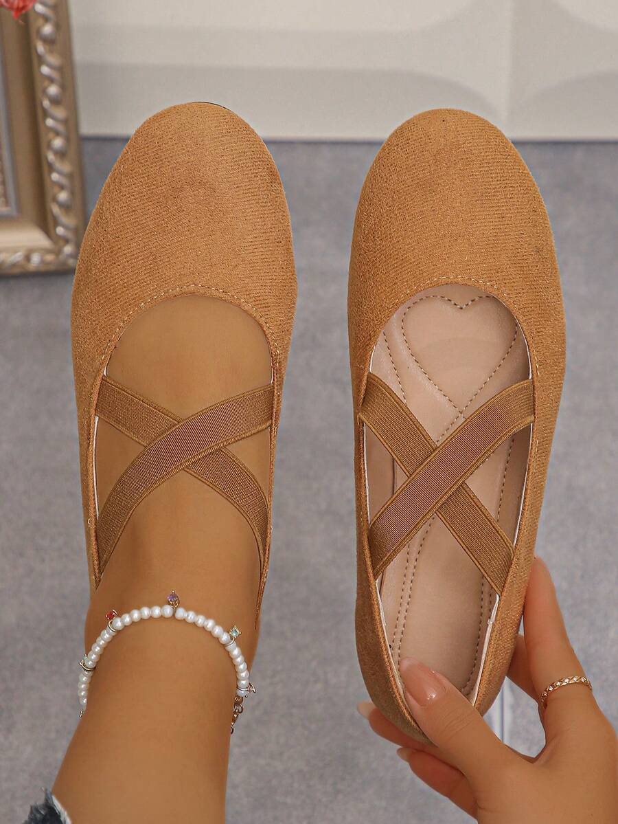 1双女士芭蕾舞鞋款棕色交叉绑带夏季平底玛丽珍鞋，休闲圆头鞋，适合日常穿着和度假 - 棕色 - 查看 1