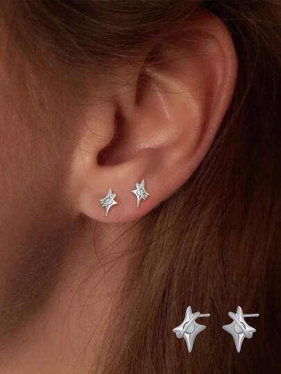 1 đôi bông tai ngọc trai hình ngôi sao vuông bằng bạc Sterling S925, thời trang và tinh tế. Đôi bông tai thanh lịch này rất phù hợp để phụ nữ đeo hàng ngày, và cũng là một món quà tuyệt vời dành cho bạn gái, mẹ và chị em gái.