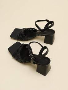 Giày sandal cao gót nữ màu đen, mũi vuông, quai ngang rỗng, đế dày, thoáng khí, không gót, thích hợp cho cả đi chơi và dạo phố. - màu đen - Xem 5