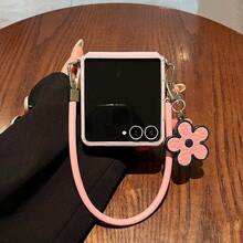 Korean Sweet Pink Glitter Rhinestone Rhombus Pattern Case With Flower Pendant Anti-Loss Protable Strap Compatible With Samsung Galaxy ZFlip7 Z Flip6 ZFlip 5 Zflip6 Zflip5 Back Cover - Pink - View 4