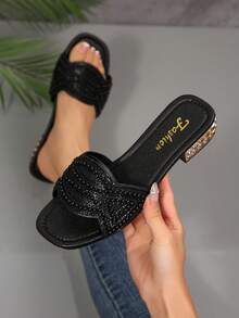 Mẫu sandal nữ đế dày đính đá lấp lánh, kiểu dáng cổ điển, đa năng, sản phẩm mới ra mắt mùa hè 2026. - màu đen - Xem 12