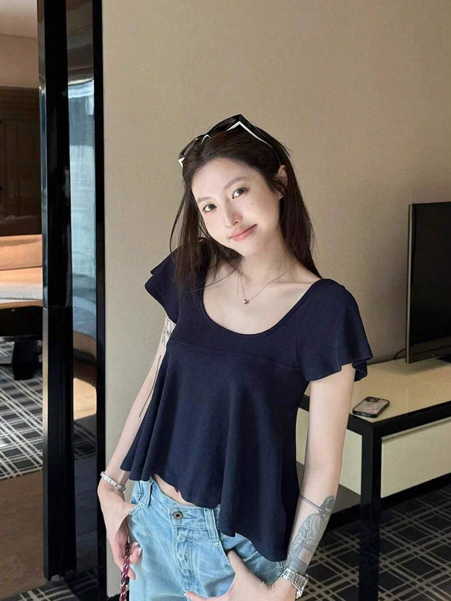 Áo thun tay ngắn cổ chữ U bèo nhún, thiết kế Hàn Quốc, dáng rộng, kiểu crop top đa năng cho mùa hè năng động.