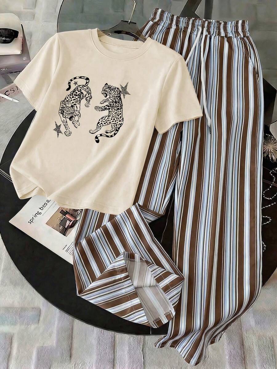 豹纹印花宽松短袖上衣和条纹裤套装，休闲两件套，印花图案，女士套装，夏季两件套，度假装，旅行装，海滩风，简约度假装，海岛度假风，夏日心情，夏季穿搭灵感，度假装，海滨风，巴黎，洛杉矶，伦敦，曼谷 - 杏色+多色豎條 - 查看 1
