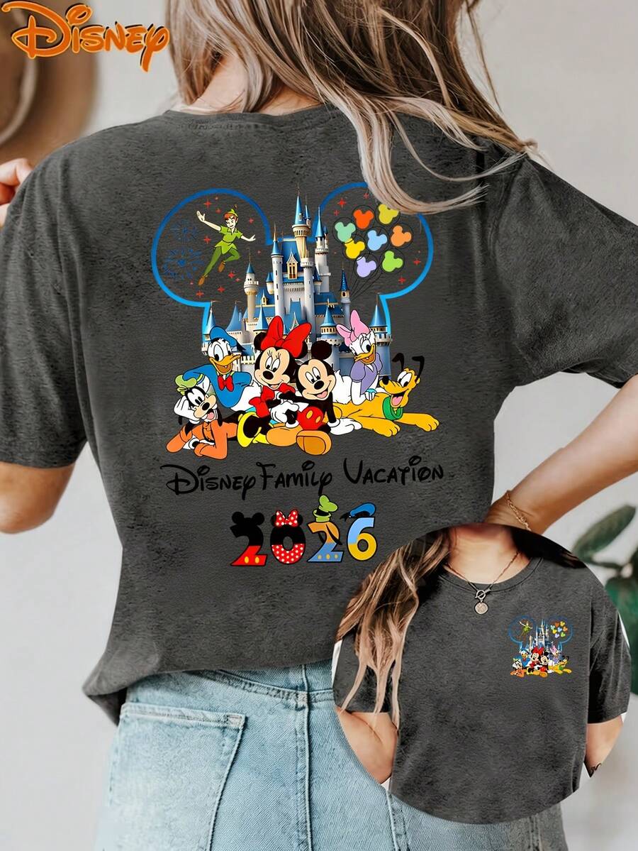 Disney License T Shirts,Disney Family Vacation 2026 Mickey Mouse & Friends Castle Balloon Peter Pan Graphic Women's Oversized T Shirt Cute Kawaii Print Drop Shoulder Short Sleeve Tee Disney World 2026 Trip Summer Casual Streetwear Top For Disney Family Fans ,Camiseta, Summer Outfits For Women, Summer Clothes, Summer Tops, Tops For Women, Festival Outfits, Summer Tops For Women, Mother's Day, Mother's Day Clothing, Gifts For Family And Friends, Spring Outfits For Women, Officially Licensed Disney T-Shirts, Disney Men's And Women's Spring/Summer Fashion Casual Short-Sleeve T-Shirts - 灰色 - 查看 1